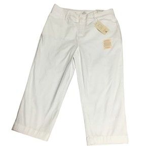 St. John’s Bay White Capris Size 4 NWT